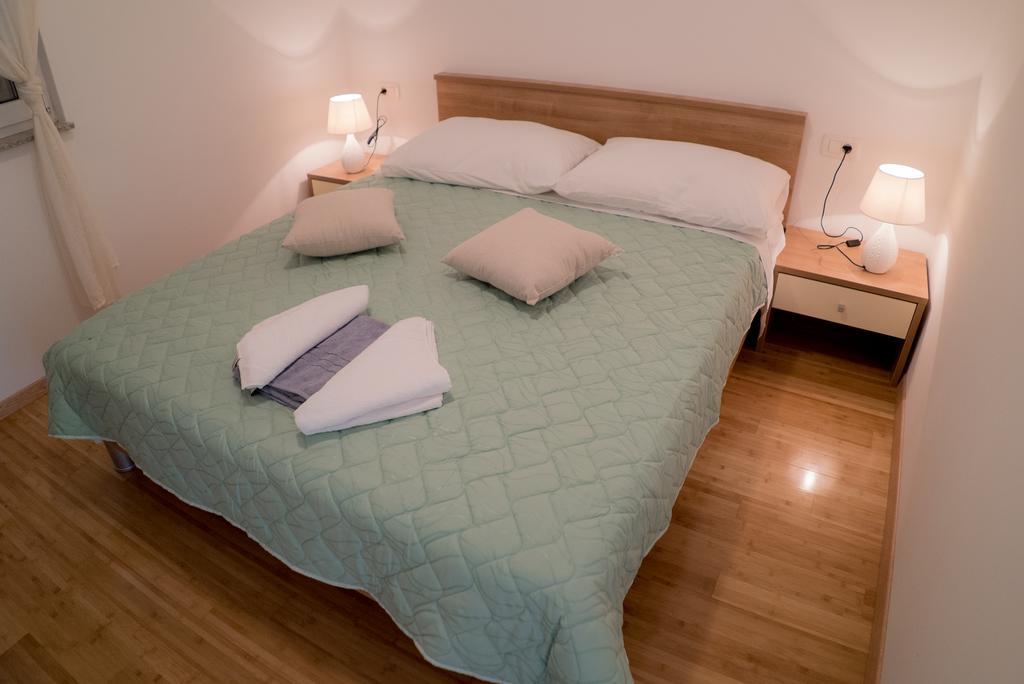 Apartmani Ruzica Makarska Exterior foto